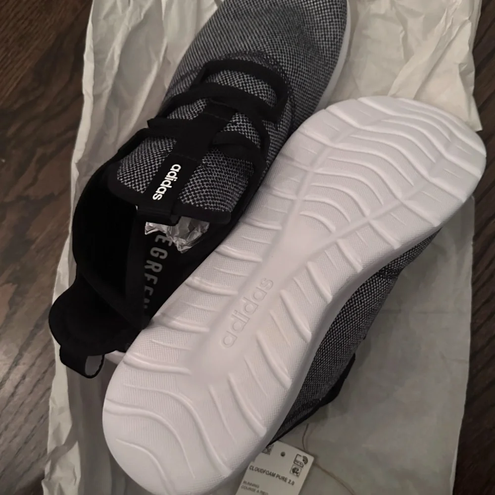 Adidas CLOUDFOAM PURE 2.0 SHOES New 9.5 - Picture 3 of 3